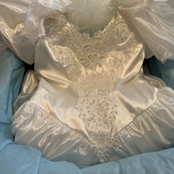 Vintage 90’s Partytime Fashions Wedding Dress and Custom Hat - Picture 5 of 8